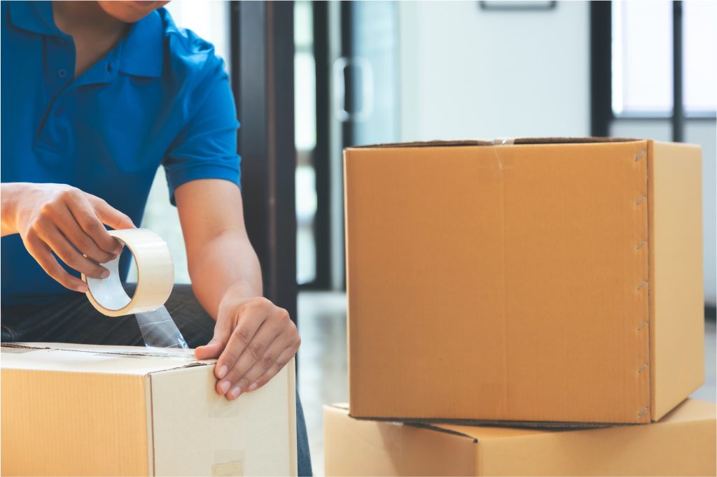 lakban-packing-barang-1024x682-1